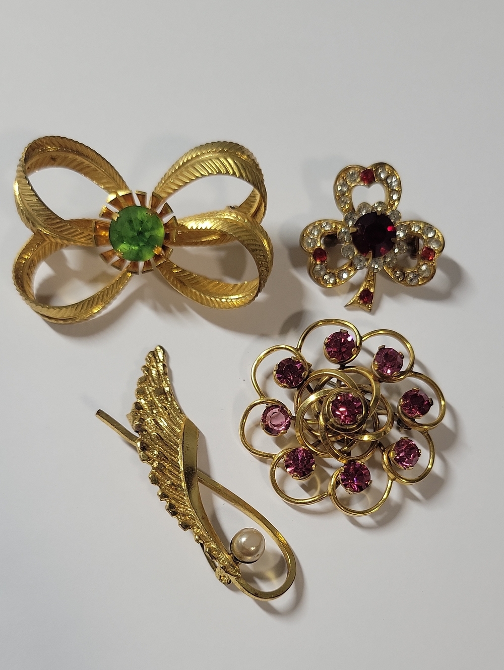 Gold-Tone Floral & Bow Jewelry Set with Green and Pink Stones - Unbranded